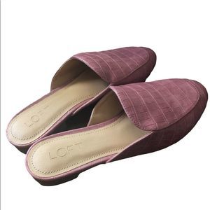 LOFT Faux Pink Embossed Leather Mules NWT